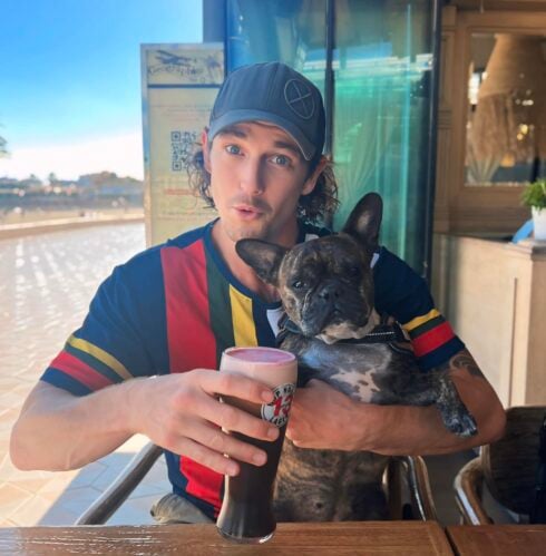 Former Beckham bodyguard- Craig Ainsworth- took his life in Valencia park after long bouts of depression